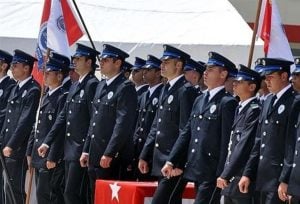 Yanık İzi Polisliğe Engel mi?